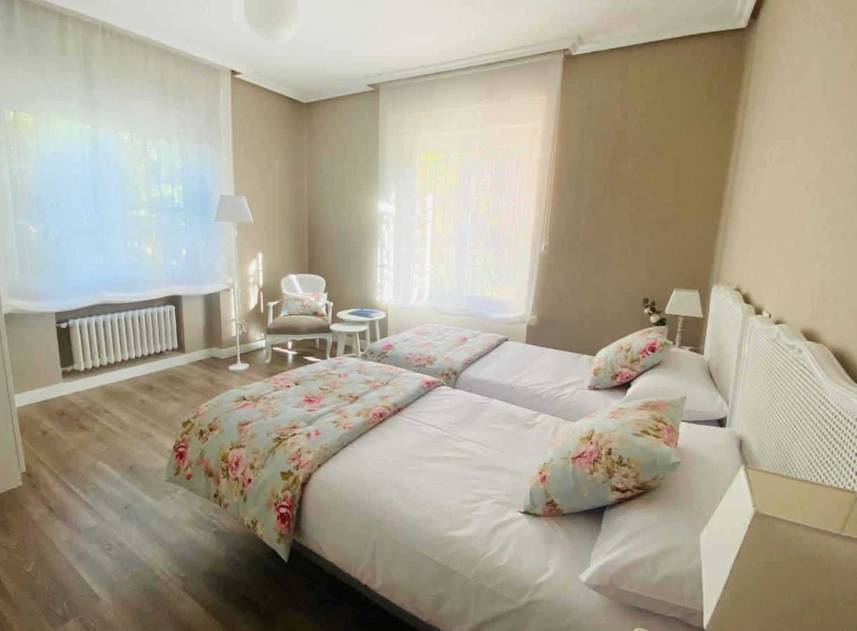 فيلا Casa Vacacional Galiana أفيليس المظهر الخارجي الصورة